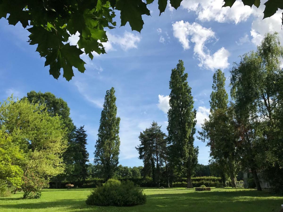 Montbeugny Le Domaine Du Mijarnier B&B 외부 사진